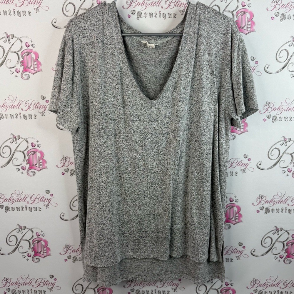 Caslon T-shirt stretchy Heathered white Gray Short Sleeve V-Neck Tee